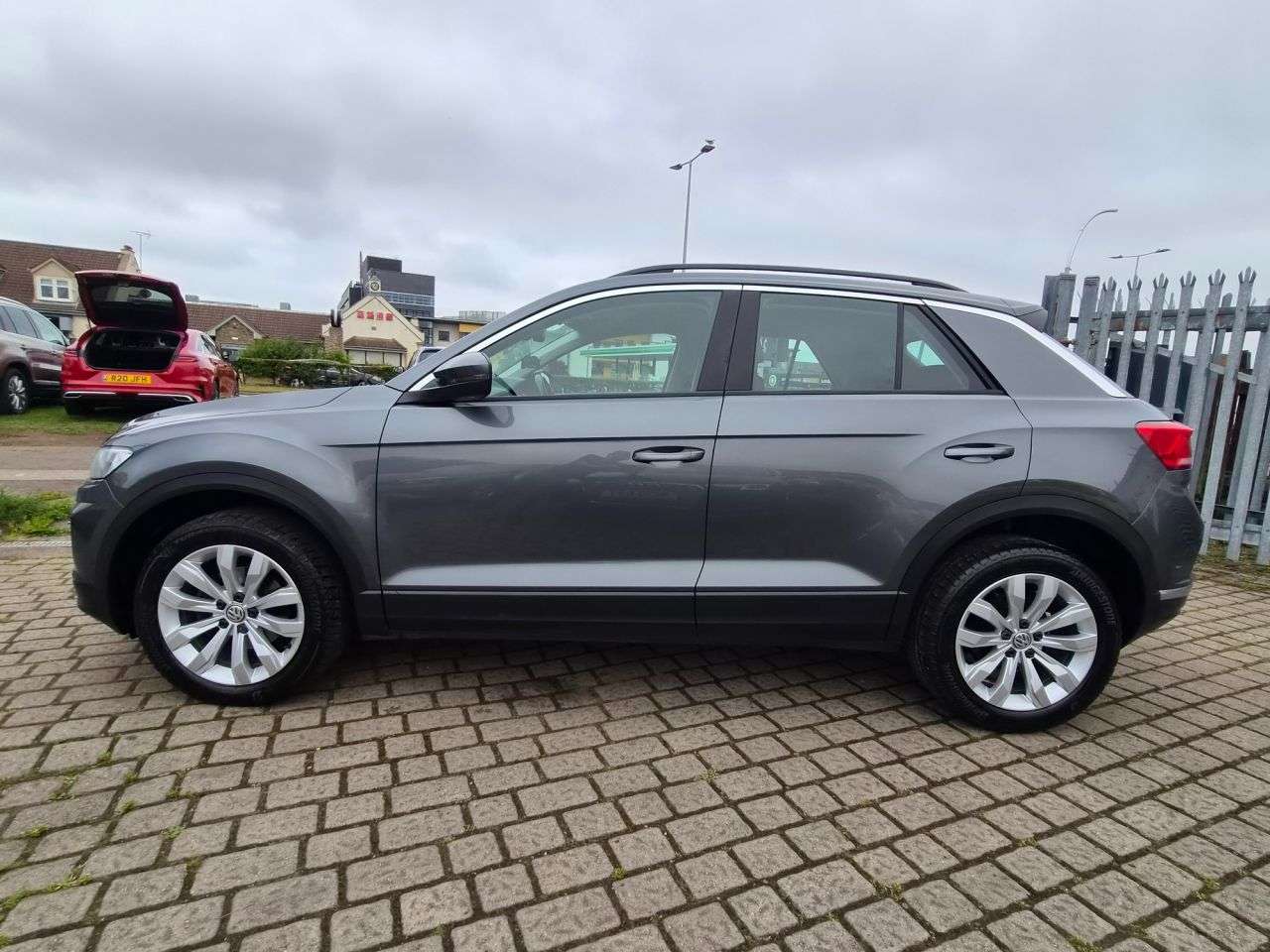 2019 VOLKSWAGEN T-ROC 2019 VOLKSWAGEN T-ROC