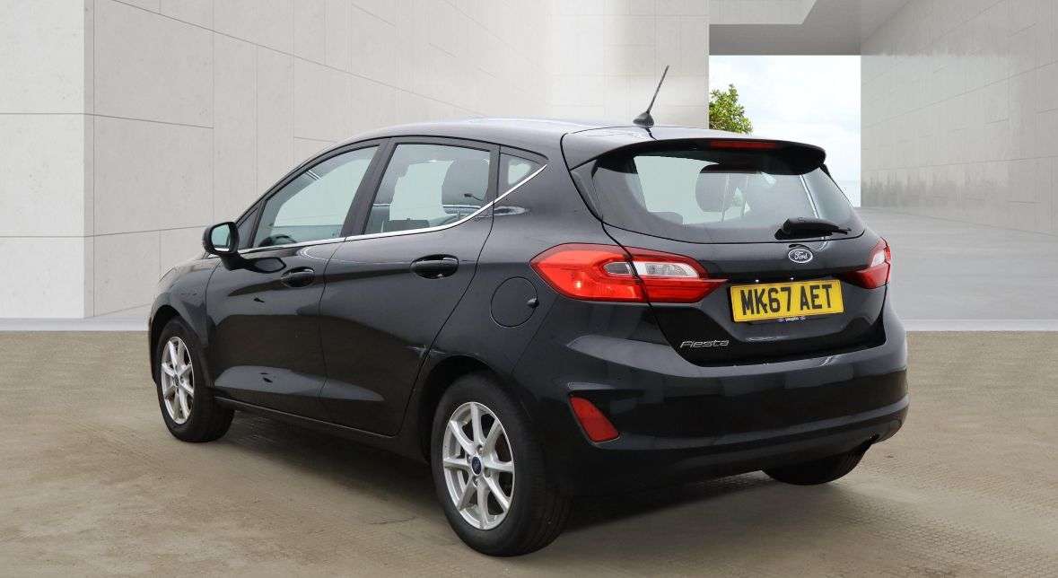 A 2017 FORD FIESTA 1.1 Ti-VCT Zetec Hatchback 5dr Petrol Manual Euro 6 (s/s) (85 ps) A 2017 FORD FIESTA 1.1 Ti-VCT Zetec Hatchback 5dr Petrol Manual Euro 6 (s/s) (85 ps)