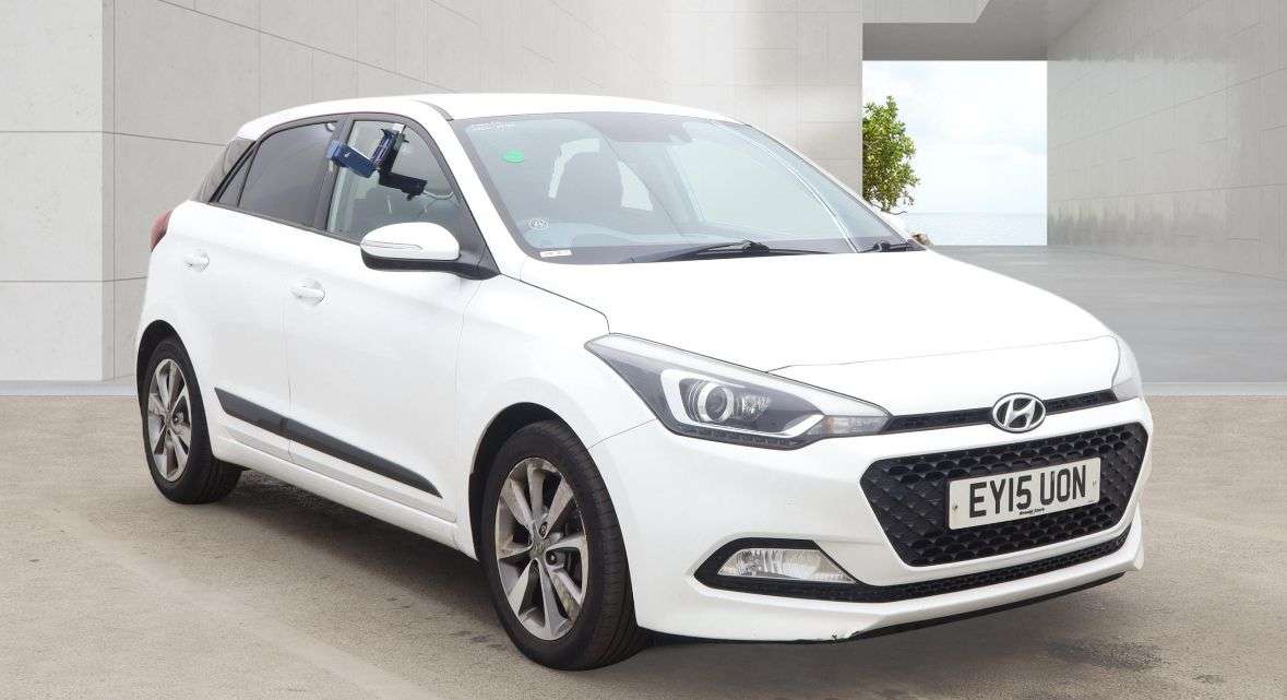 A 2015 HYUNDAI I20 1.4 CRDi Premium Hatchback 5dr Diesel Manual Euro 6 (90 ps) A 2015 HYUNDAI I20 1.4 CRDi Premium Hatchback 5dr Diesel Manual Euro 6 (90 ps)