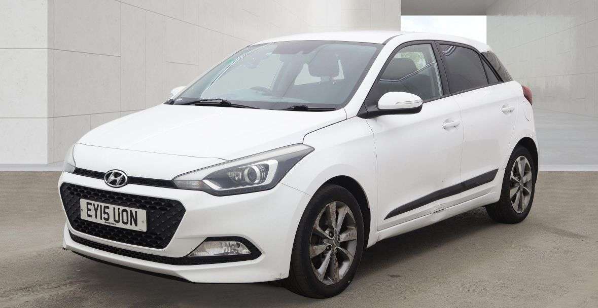 A 2015 HYUNDAI I20 1.4 CRDi Premium Hatchback 5dr Diesel Manual Euro 6 (90 ps) A 2015 HYUNDAI I20 1.4 CRDi Premium Hatchback 5dr Diesel Manual Euro 6 (90 ps)