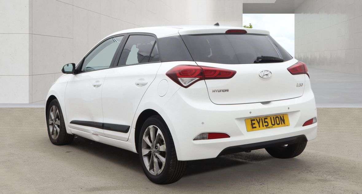A 2015 HYUNDAI I20 1.4 CRDi Premium Hatchback 5dr Diesel Manual Euro 6 (90 ps) A 2015 HYUNDAI I20 1.4 CRDi Premium Hatchback 5dr Diesel Manual Euro 6 (90 ps)