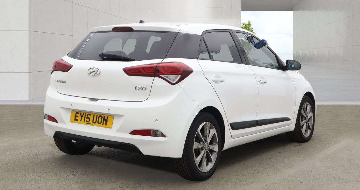 A 2015 HYUNDAI I20 1.4 CRDi Premium Hatchback 5dr Diesel Manual Euro 6 (90 ps) A 2015 HYUNDAI I20 1.4 CRDi Premium Hatchback 5dr Diesel Manual Euro 6 (90 ps)