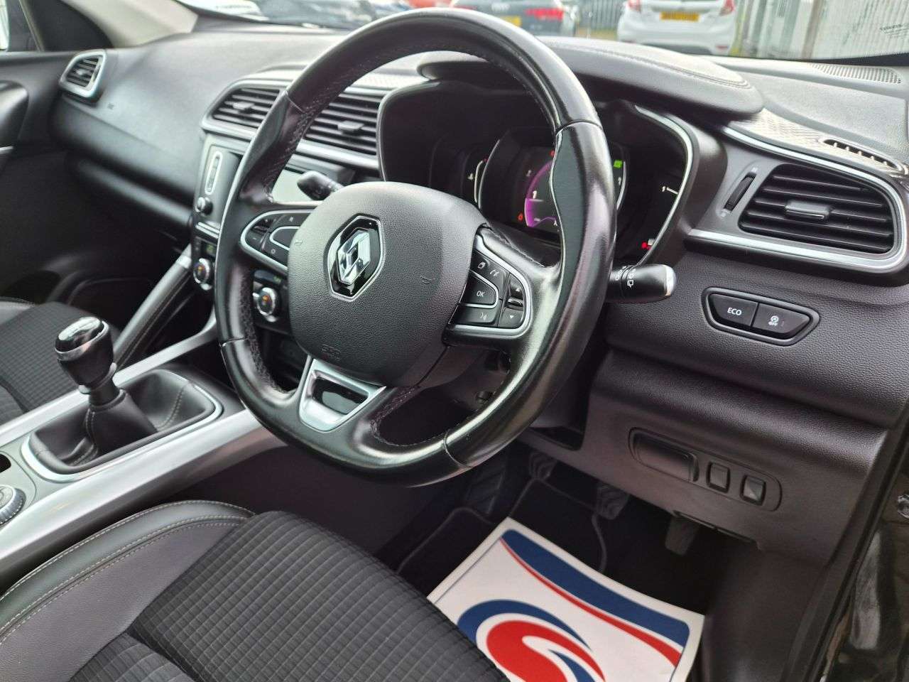 2015 RENAULT KADJAR 2015 RENAULT KADJAR