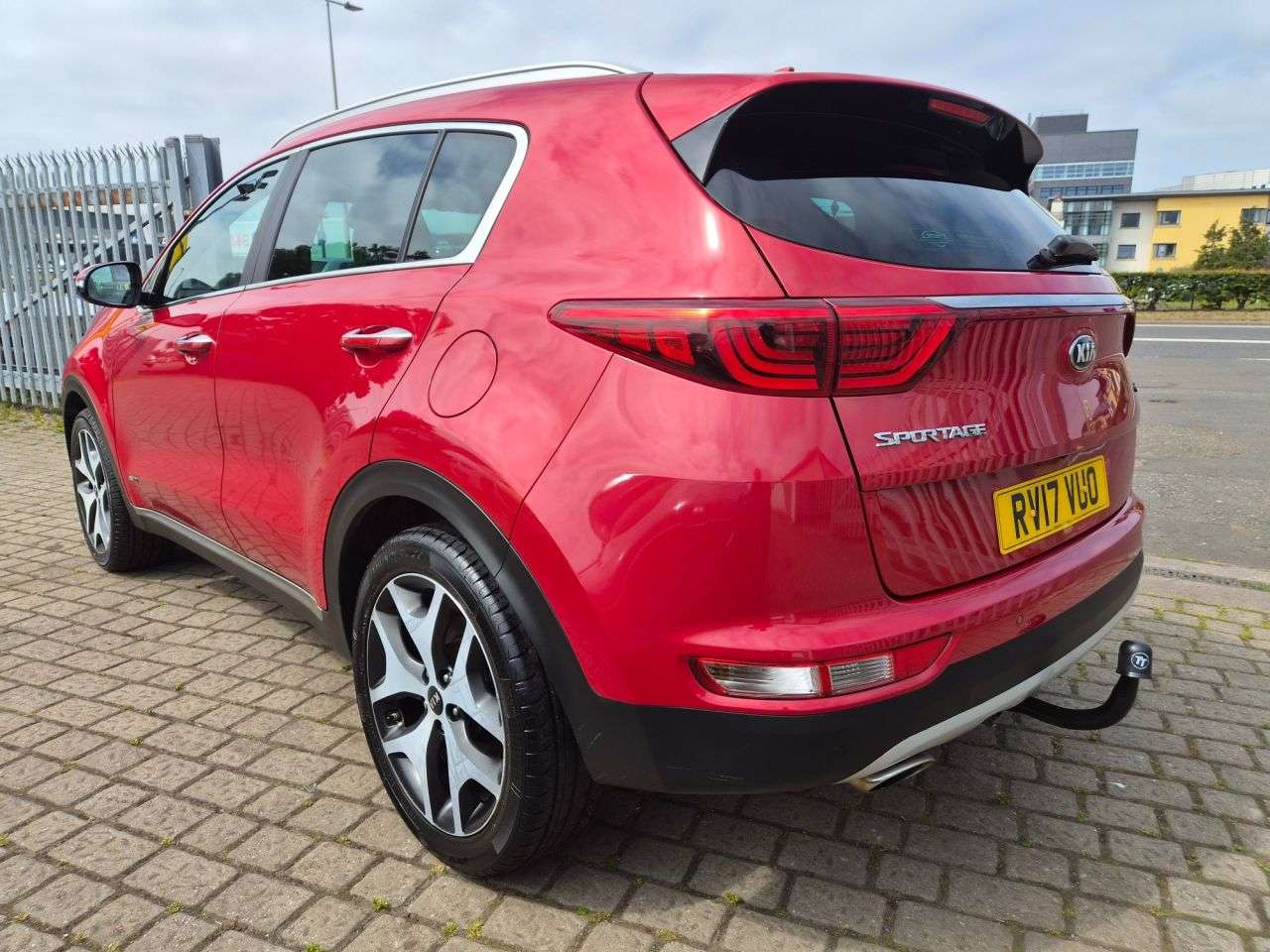 A 2017 KIA SPORTAGE 2.0 CRDi GT-Line SUV 5dr Diesel Manual AWD Euro 6 (134 bhp) A 2017 KIA SPORTAGE 2.0 CRDi GT-Line SUV 5dr Diesel Manual AWD Euro 6 (134 bhp)