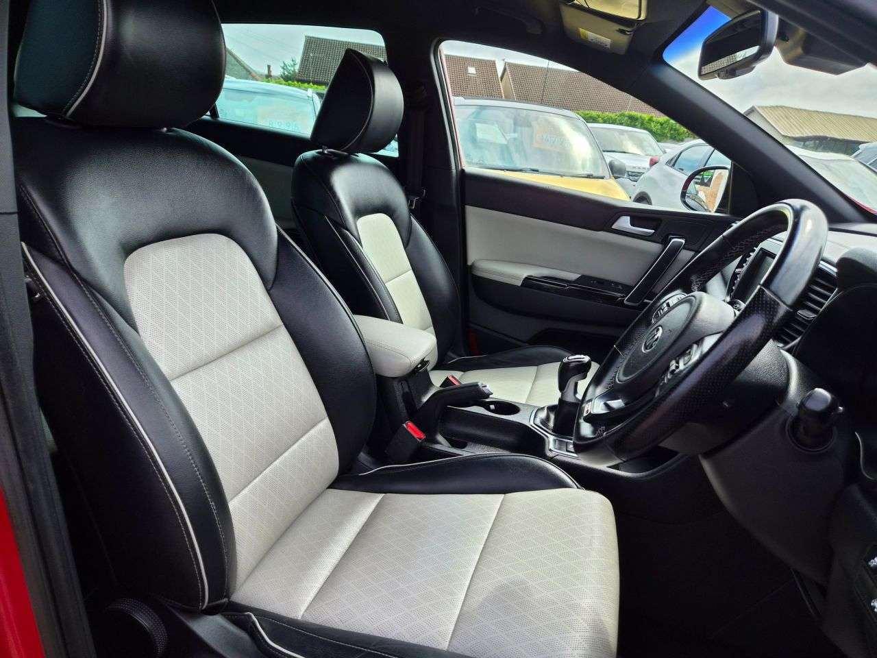 2017 KIA SPORTAGE 2017 KIA SPORTAGE