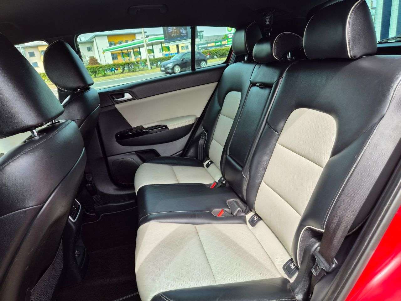 2017 KIA SPORTAGE 2017 KIA SPORTAGE
