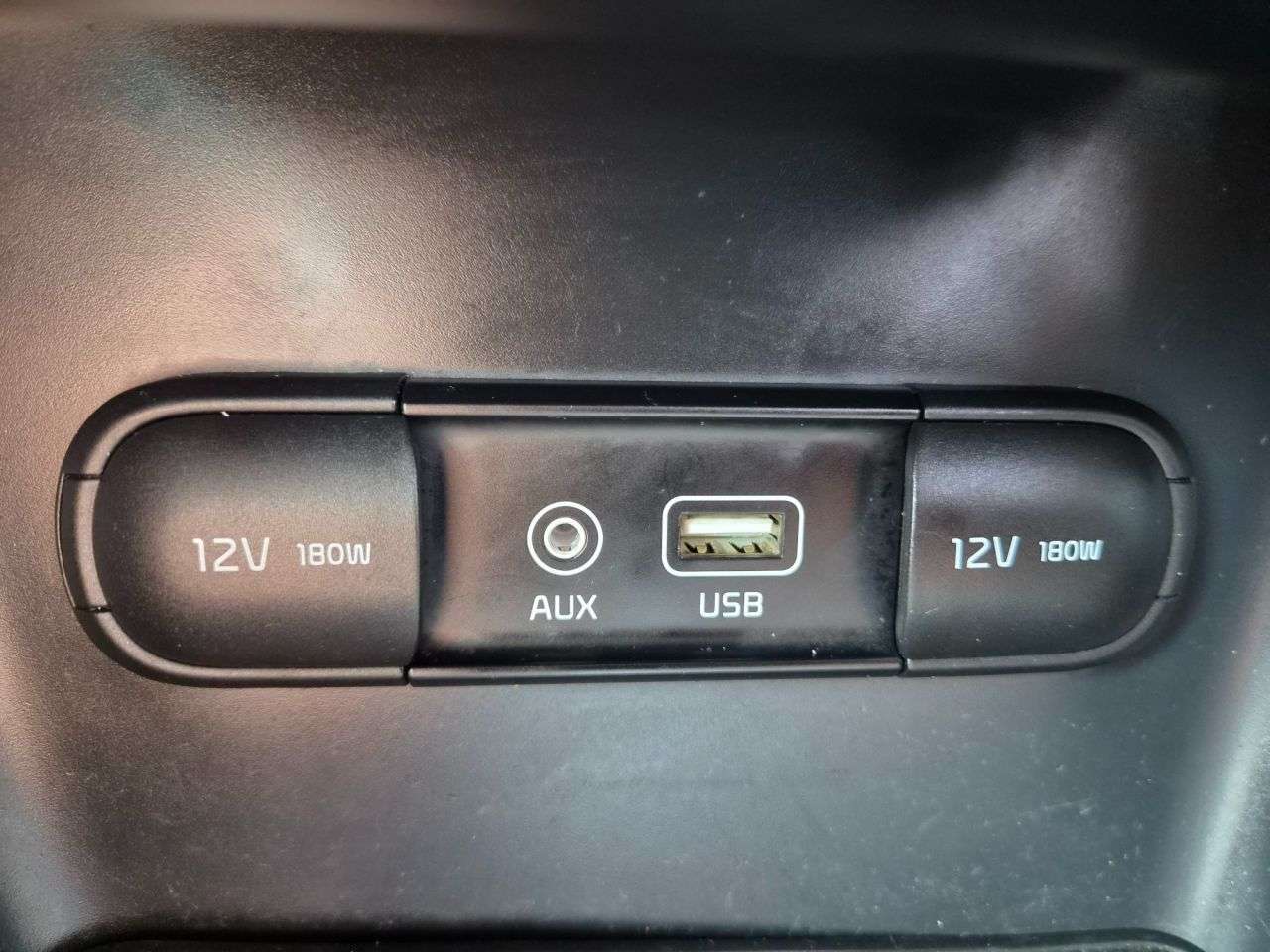 2017 KIA SPORTAGE 2017 KIA SPORTAGE