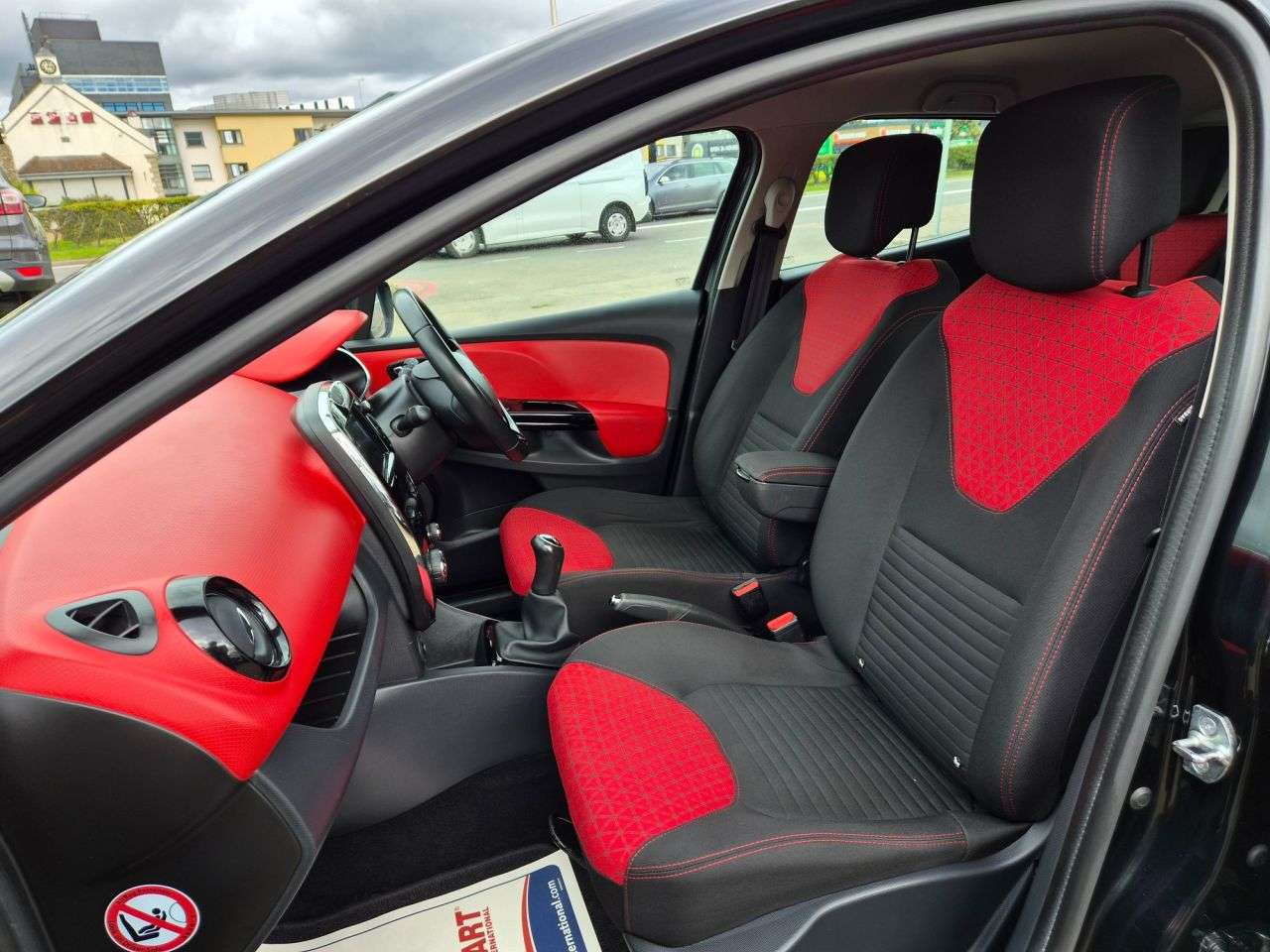2014 RENAULT CLIO 2014 RENAULT CLIO