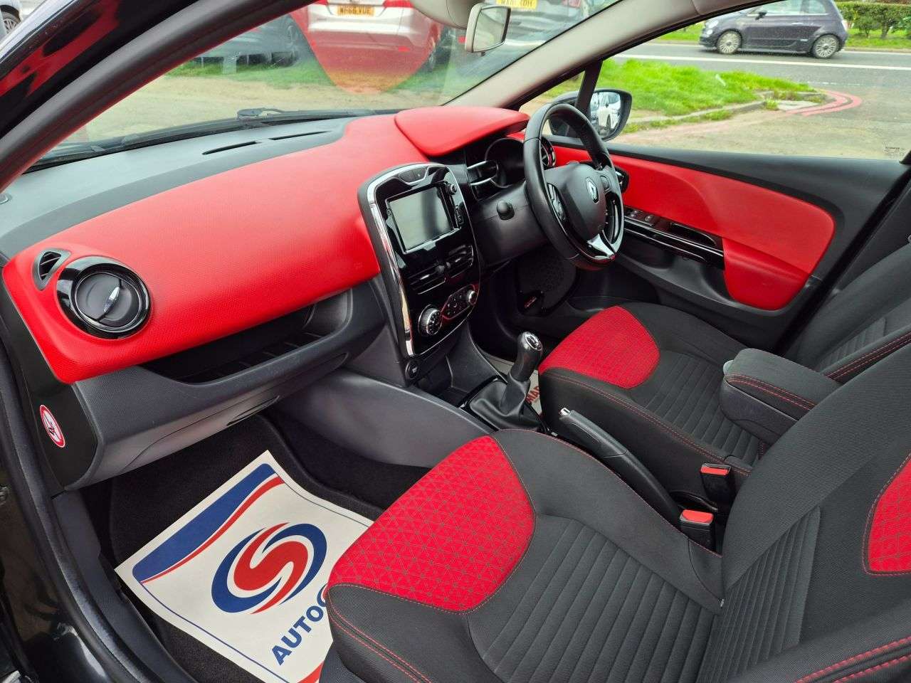 2014 RENAULT CLIO 2014 RENAULT CLIO