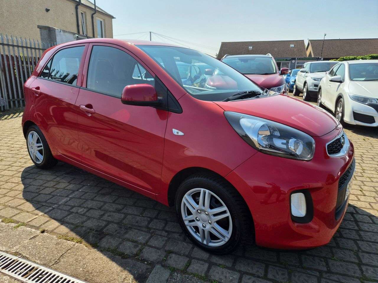 A 2016 KIA PICANTO 1.0 1 Hatchback 5dr Petrol Manual Euro 6 (65 bhp) A 2016 KIA PICANTO 1.0 1 Hatchback 5dr Petrol Manual Euro 6 (65 bhp)
