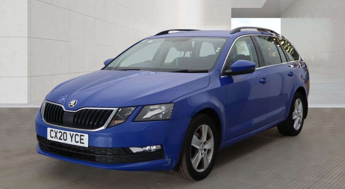 A 2020 SKODA OCTAVIA 1.6 TDI SE Technology Estate 5dr Diesel Manual Euro 6 (s/s) (115 ps) A 2020 SKODA OCTAVIA 1.6 TDI SE Technology Estate 5dr Diesel Manual Euro 6 (s/s) (115 ps)