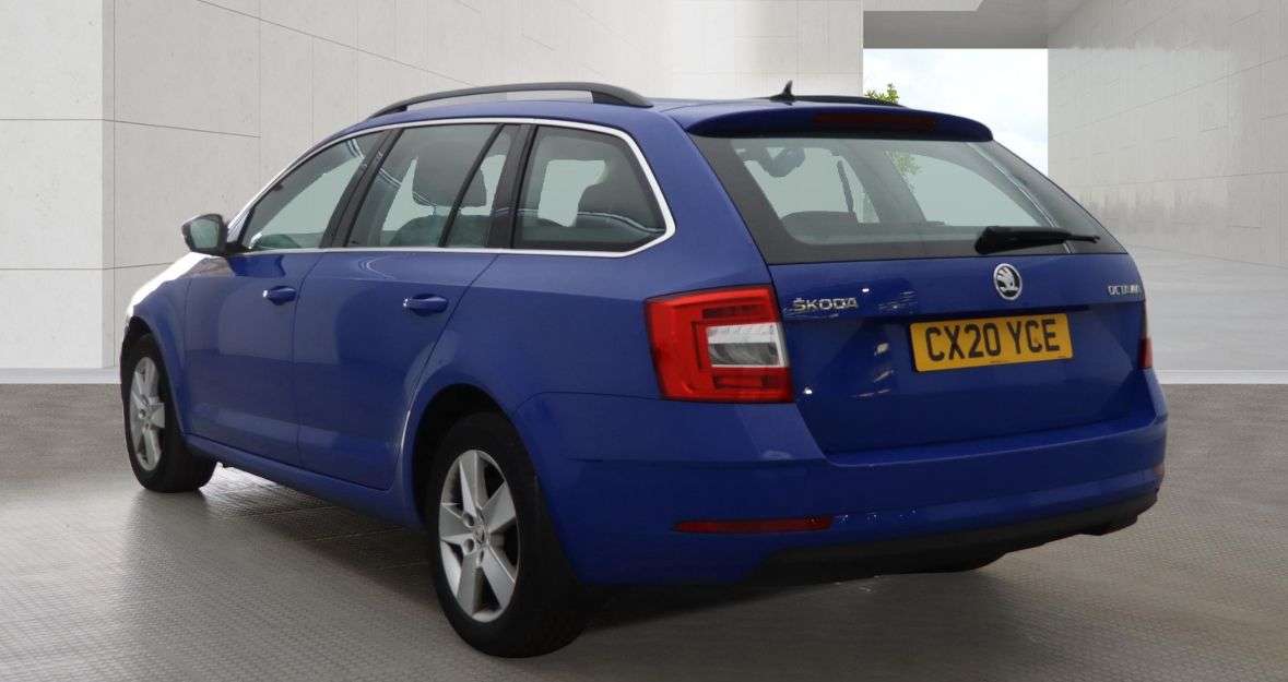 A 2020 SKODA OCTAVIA 1.6 TDI SE Technology Estate 5dr Diesel Manual Euro 6 (s/s) (115 ps) A 2020 SKODA OCTAVIA 1.6 TDI SE Technology Estate 5dr Diesel Manual Euro 6 (s/s) (115 ps)