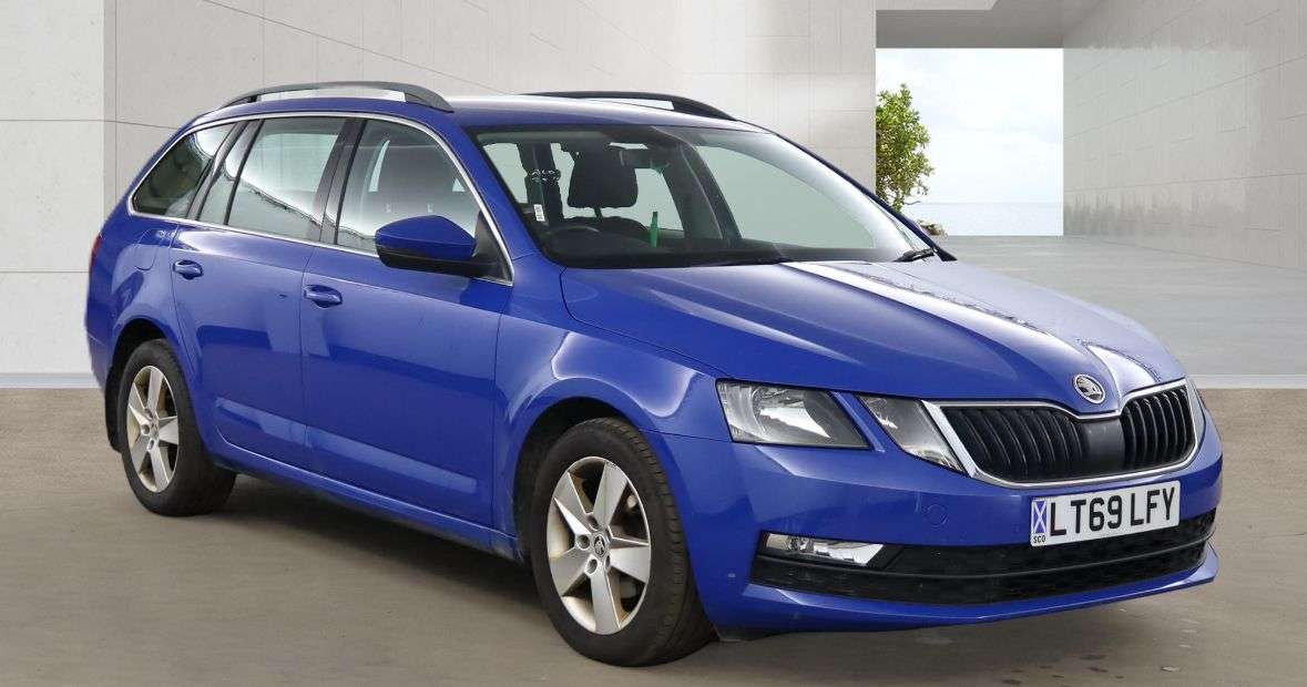 A 2020 SKODA OCTAVIA 1.6 TDI SE Technology Estate 5dr Diesel Manual Euro 6 (s/s) (115 ps) A 2020 SKODA OCTAVIA 1.6 TDI SE Technology Estate 5dr Diesel Manual Euro 6 (s/s) (115 ps)