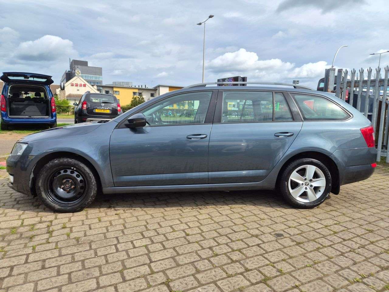 2015 SKODA OCTAVIA 2015 SKODA OCTAVIA