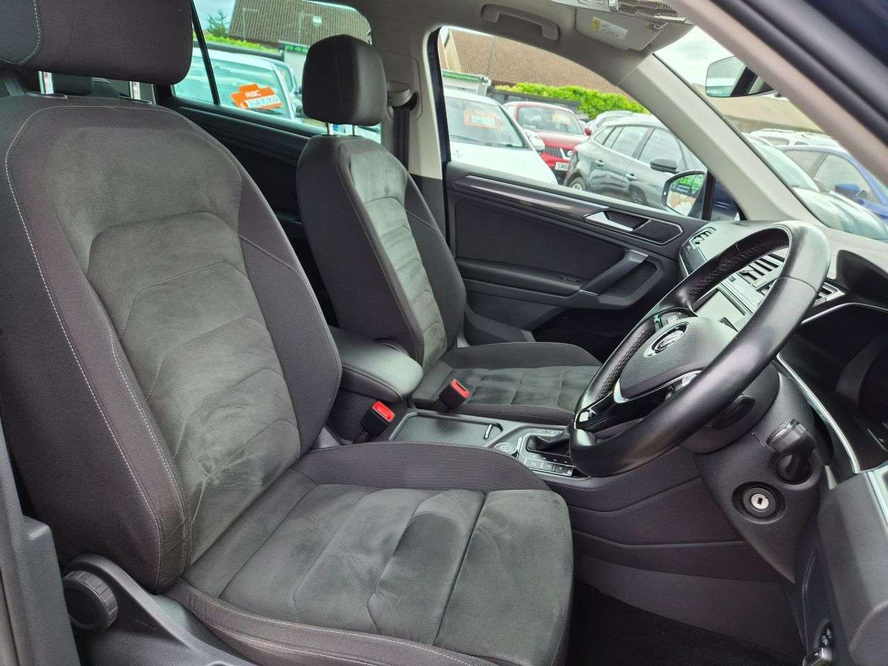 2017 VOLKSWAGEN TIGUAN 2017 VOLKSWAGEN TIGUAN