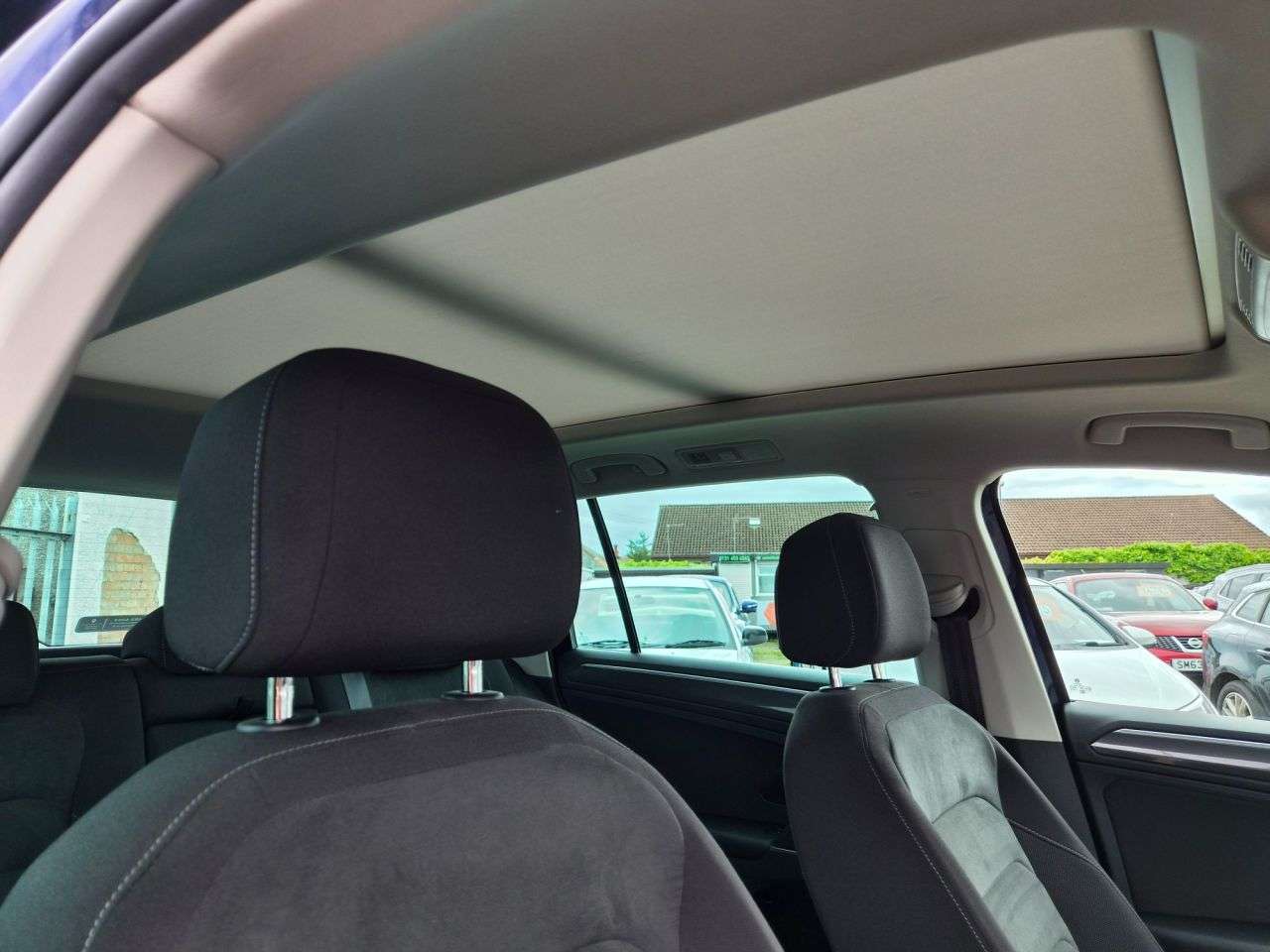 2017 VOLKSWAGEN TIGUAN 2017 VOLKSWAGEN TIGUAN