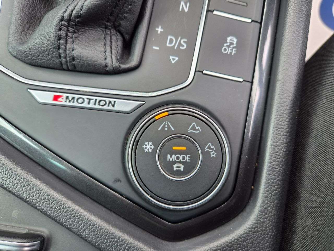 2017 VOLKSWAGEN TIGUAN 2017 VOLKSWAGEN TIGUAN