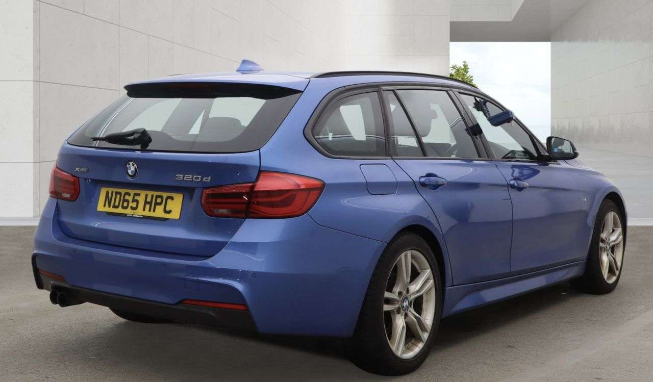 A 2015 BMW 3 SERIES 2.0 320d M Sport Touring 5dr Diesel Manual xDrive Euro 6 (s/s) (190 ps) A 2015 BMW 3 SERIES 2.0 320d M Sport Touring 5dr Diesel Manual xDrive Euro 6 (s/s) (190 ps)