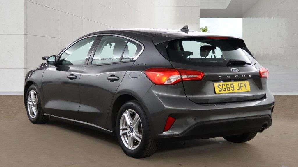 A 2019 FORD FOCUS 1.5 EcoBlue Zetec Hatchback 5dr Diesel Manual Euro 6 (s/s) (120 ps) A 2019 FORD FOCUS 1.5 EcoBlue Zetec Hatchback 5dr Diesel Manual Euro 6 (s/s) (120 ps)