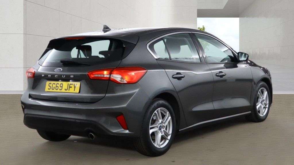 A 2019 FORD FOCUS 1.5 EcoBlue Zetec Hatchback 5dr Diesel Manual Euro 6 (s/s) (120 ps) A 2019 FORD FOCUS 1.5 EcoBlue Zetec Hatchback 5dr Diesel Manual Euro 6 (s/s) (120 ps)