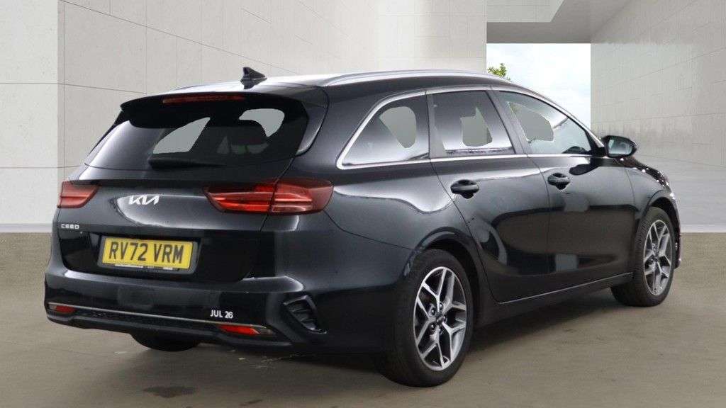 A 2022 KIA CEED 1.5 T-GDi 3 Sportswagon 5dr Petrol Manual Euro 6 (s/s) (158 bhp) A 2022 KIA CEED 1.5 T-GDi 3 Sportswagon 5dr Petrol Manual Euro 6 (s/s) (158 bhp)