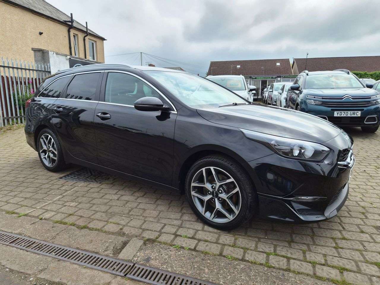 A 2022 KIA CEED 1.5 T-GDi 3 Sportswagon 5dr Petrol Manual Euro 6 (s/s) (158 bhp) A 2022 KIA CEED 1.5 T-GDi 3 Sportswagon 5dr Petrol Manual Euro 6 (s/s) (158 bhp)