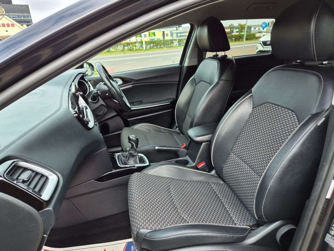 2022 KIA CEED 2022 KIA CEED