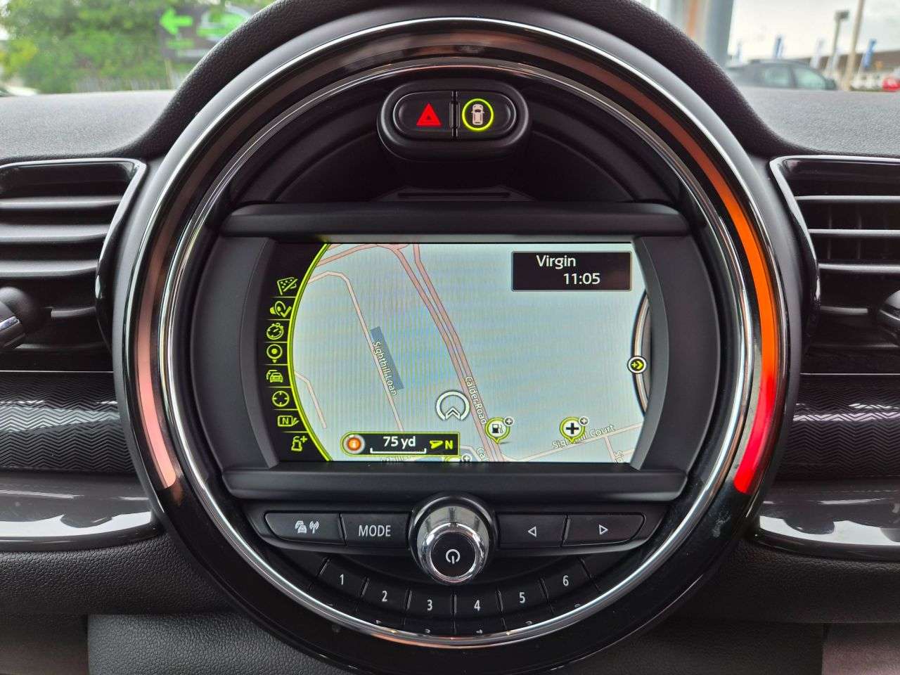 2015 MINI CLUBMAN 2015 MINI CLUBMAN