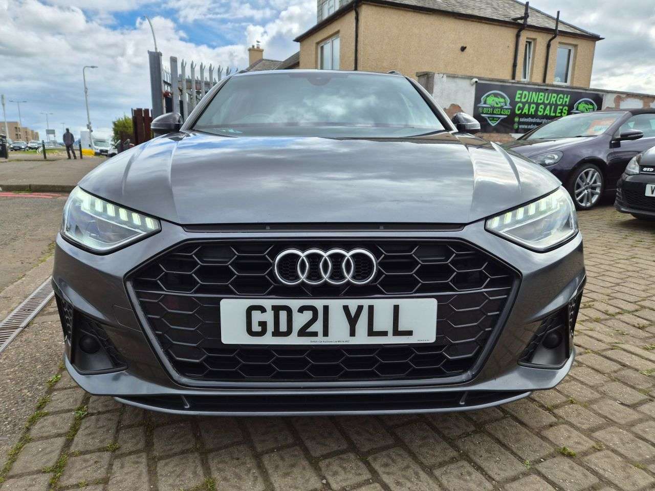 A 2021 AUDI A4 AVANT 2.0 TDI 35 S line Estate 5dr Diesel S Tronic Euro 6 (s/s) (163 ps) A 2021 AUDI A4 AVANT 2.0 TDI 35 S line Estate 5dr Diesel S Tronic Euro 6 (s/s) (163 ps)
