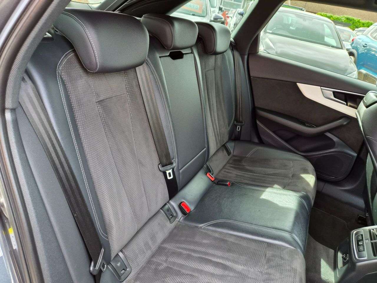 2021 AUDI A4 AVANT 2021 AUDI A4 AVANT