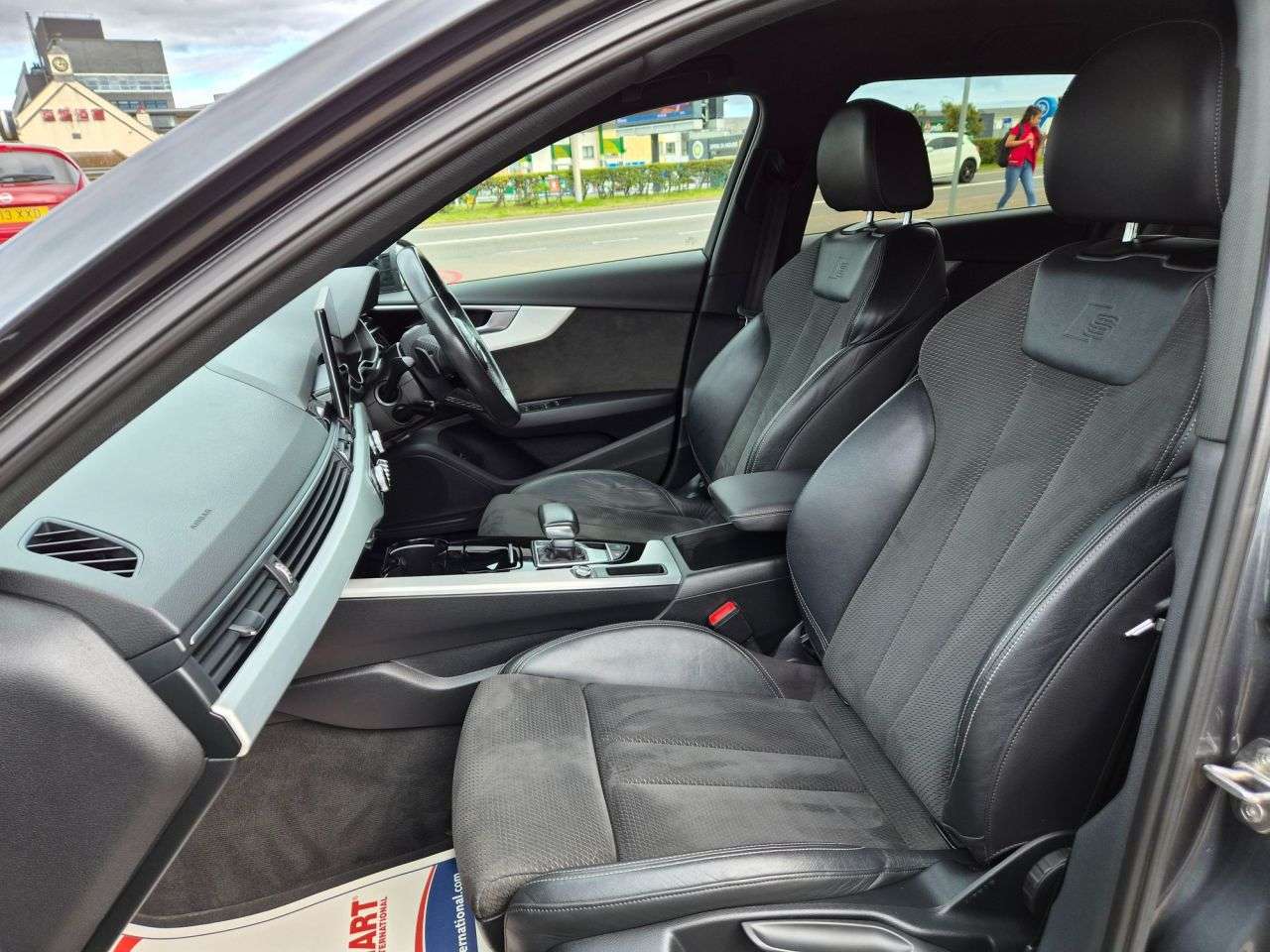 2021 AUDI A4 AVANT 2021 AUDI A4 AVANT