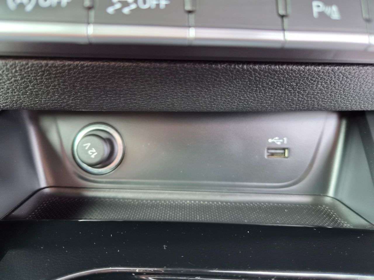 2021 AUDI A4 AVANT 2021 AUDI A4 AVANT