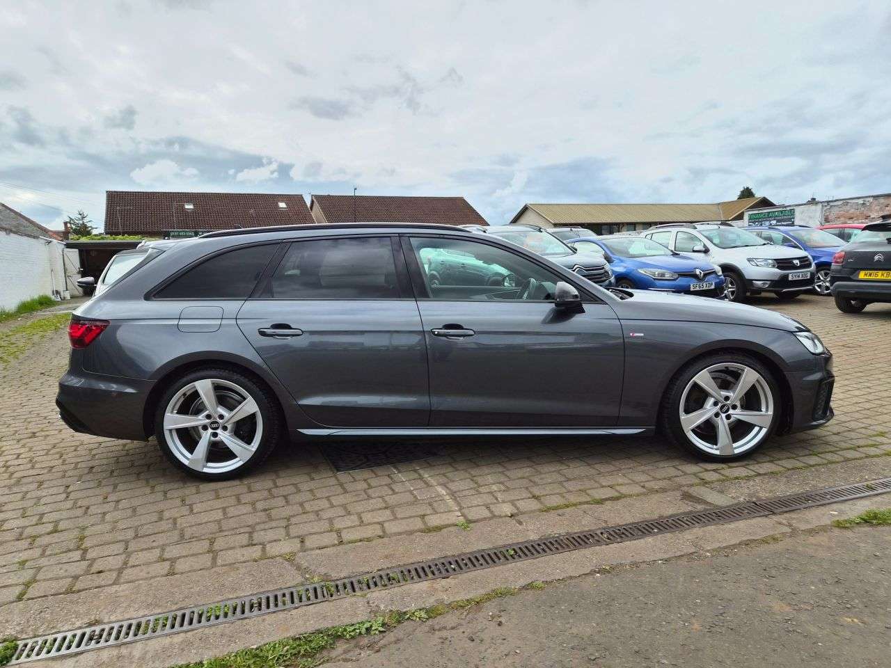 2021 AUDI A4 AVANT 2021 AUDI A4 AVANT