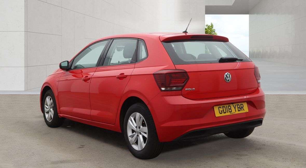 A 2018 VOLKSWAGEN POLO 1.0 SE Hatchback 5dr Petrol Manual Euro 6 (s/s) (75 ps) A 2018 VOLKSWAGEN POLO 1.0 SE Hatchback 5dr Petrol Manual Euro 6 (s/s) (75 ps)