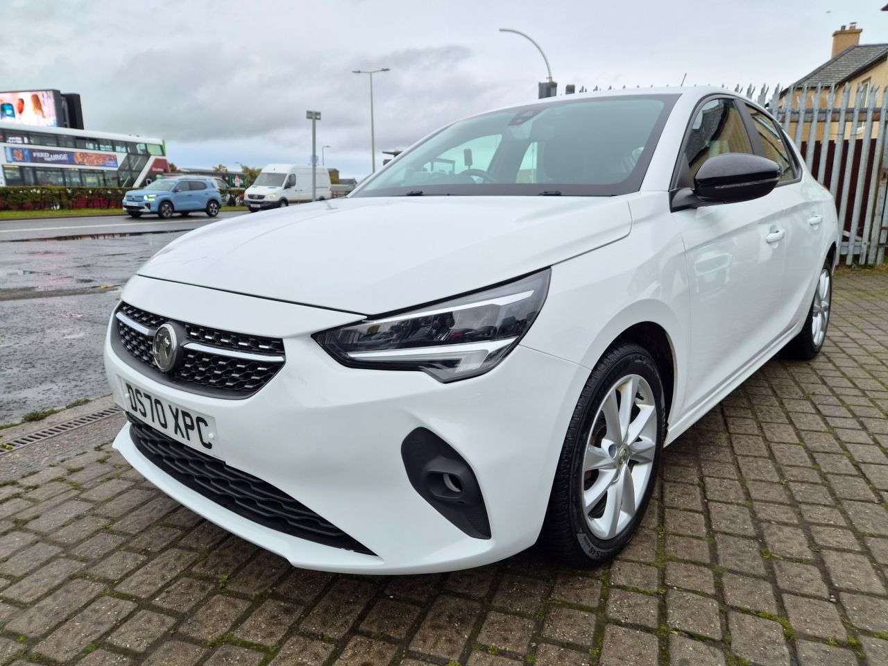 A 2020 VAUXHALL CORSA 1.2 SE Hatchback 5dr Petrol Manual Euro 6 (75 ps) A 2020 VAUXHALL CORSA 1.2 SE Hatchback 5dr Petrol Manual Euro 6 (75 ps)