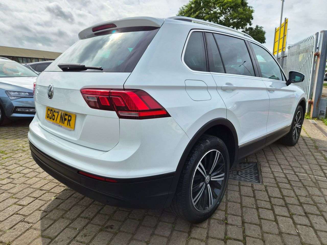 2018 VOLKSWAGEN TIGUAN 2018 VOLKSWAGEN TIGUAN