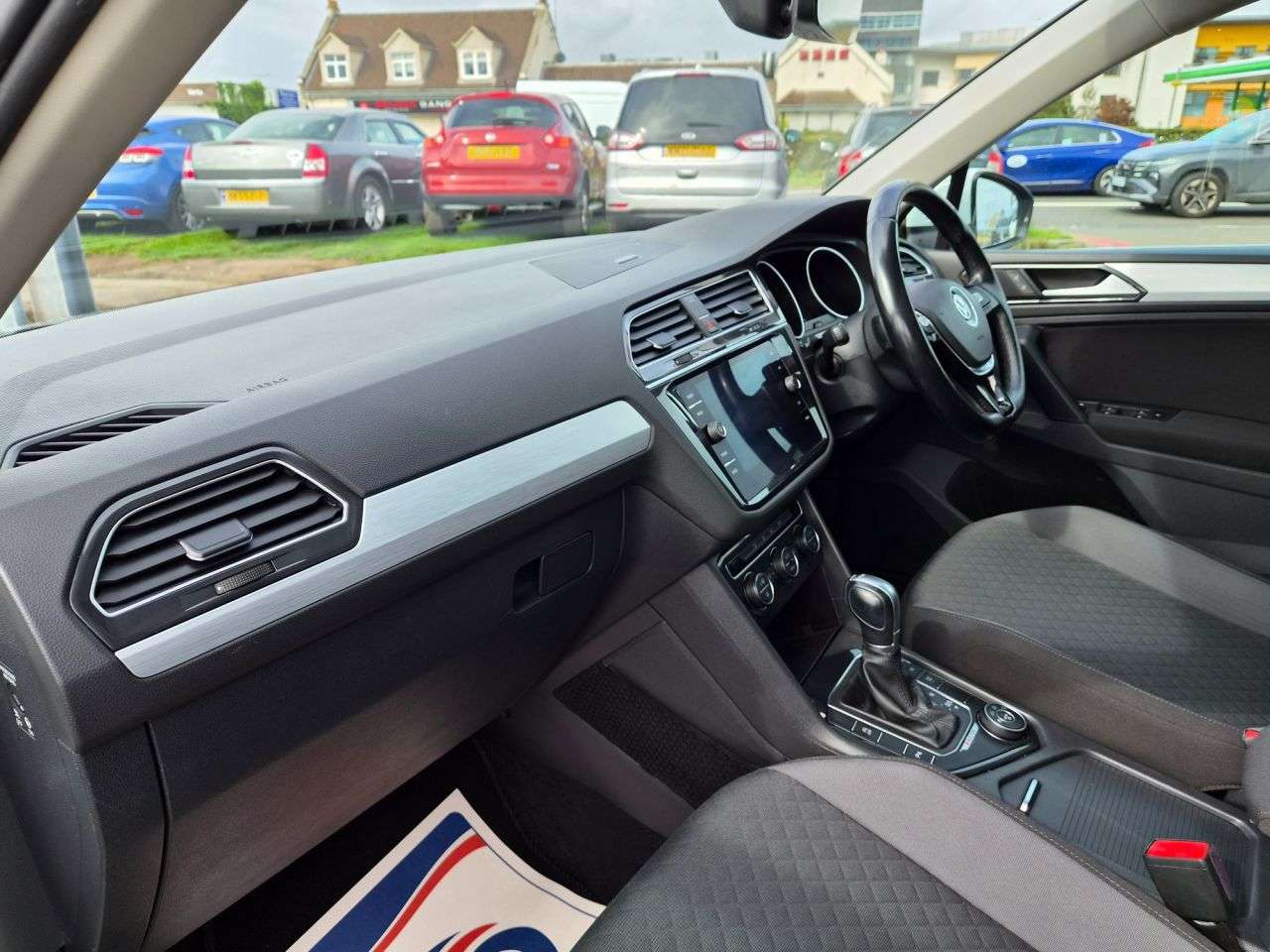 2018 VOLKSWAGEN TIGUAN 2018 VOLKSWAGEN TIGUAN