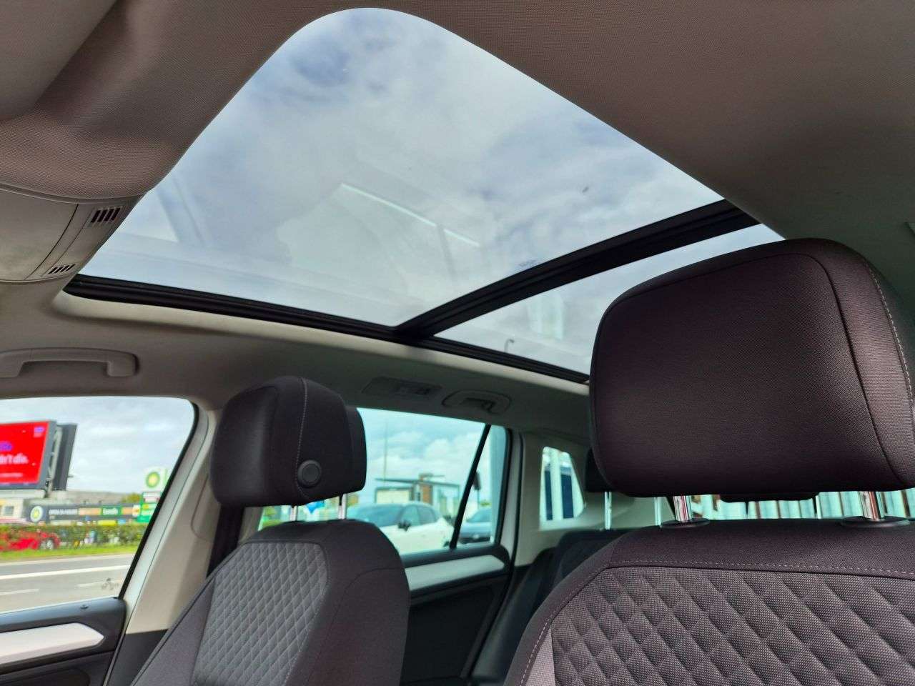 2018 VOLKSWAGEN TIGUAN 2018 VOLKSWAGEN TIGUAN