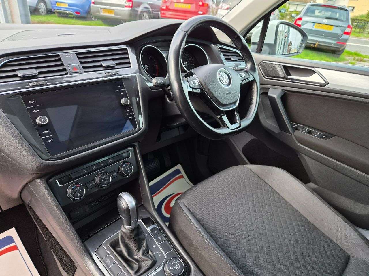 2018 VOLKSWAGEN TIGUAN 2018 VOLKSWAGEN TIGUAN