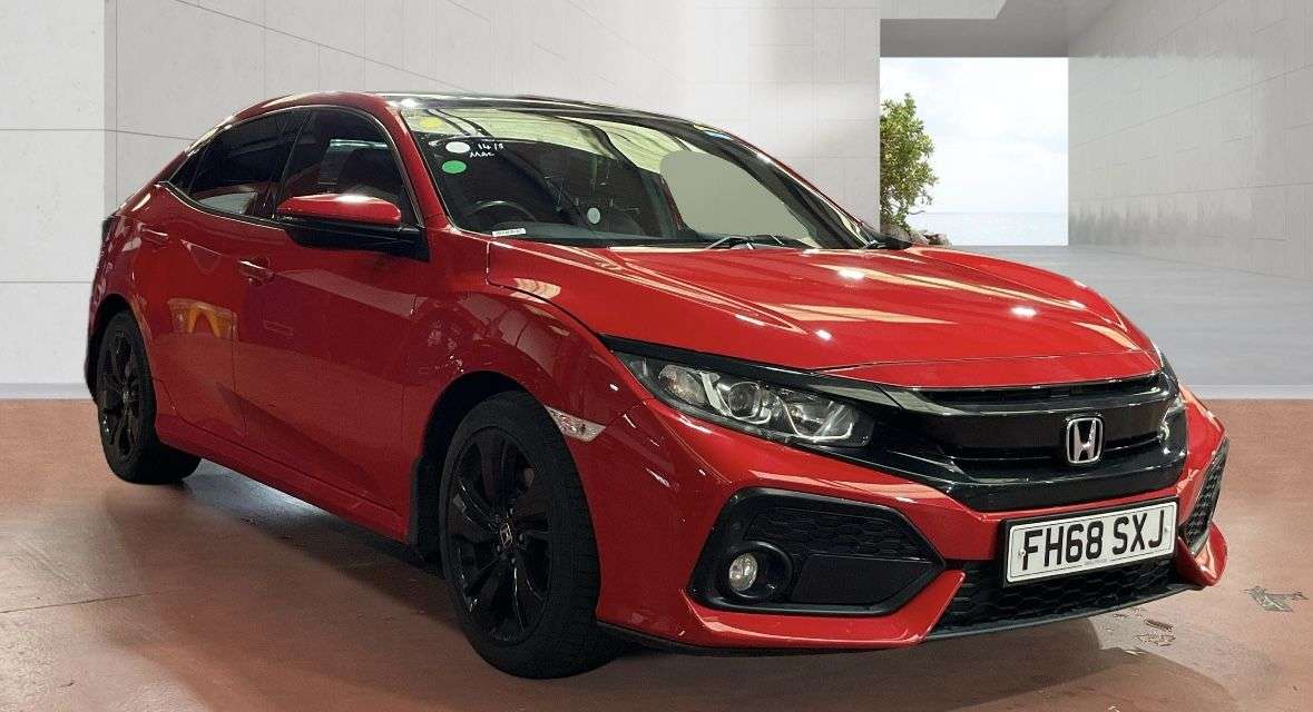 A 2018 HONDA CIVIC 1.6 i-DTEC EX Hatchback 5dr Diesel Manual Euro 6 (s/s) (120 ps) A 2018 HONDA CIVIC 1.6 i-DTEC EX Hatchback 5dr Diesel Manual Euro 6 (s/s) (120 ps)