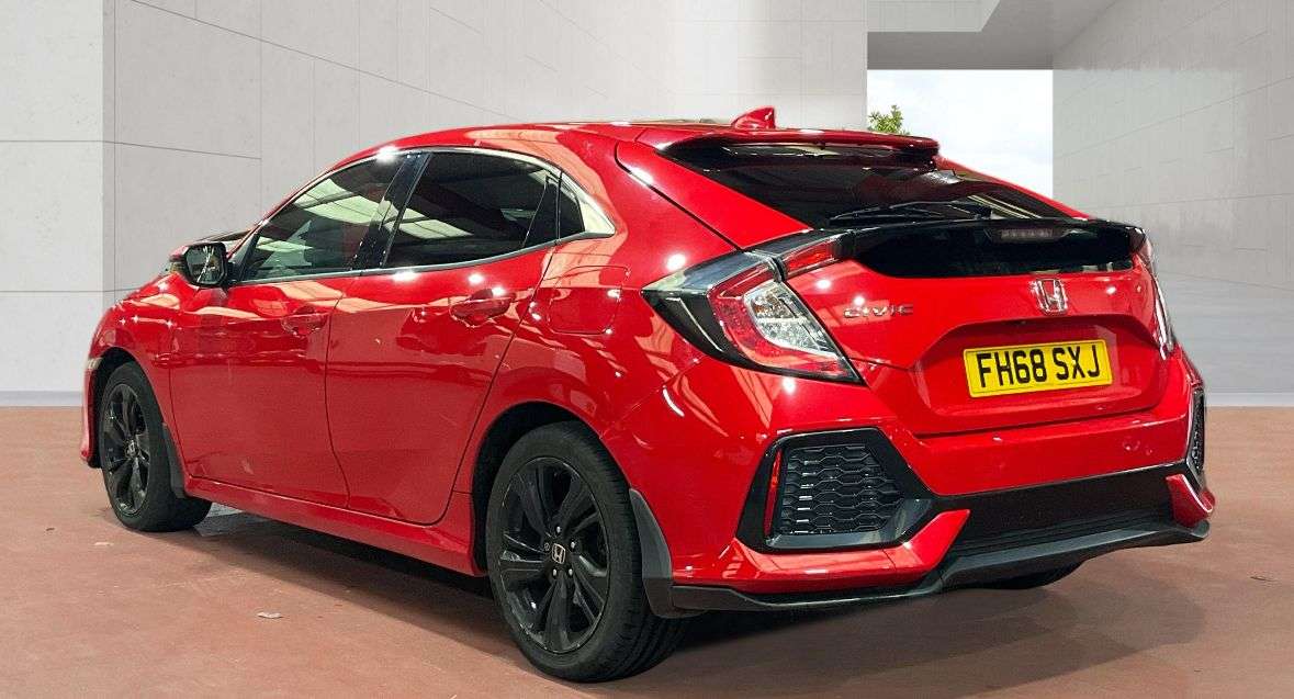 A 2018 HONDA CIVIC 1.6 i-DTEC EX Hatchback 5dr Diesel Manual Euro 6 (s/s) (120 ps) A 2018 HONDA CIVIC 1.6 i-DTEC EX Hatchback 5dr Diesel Manual Euro 6 (s/s) (120 ps)