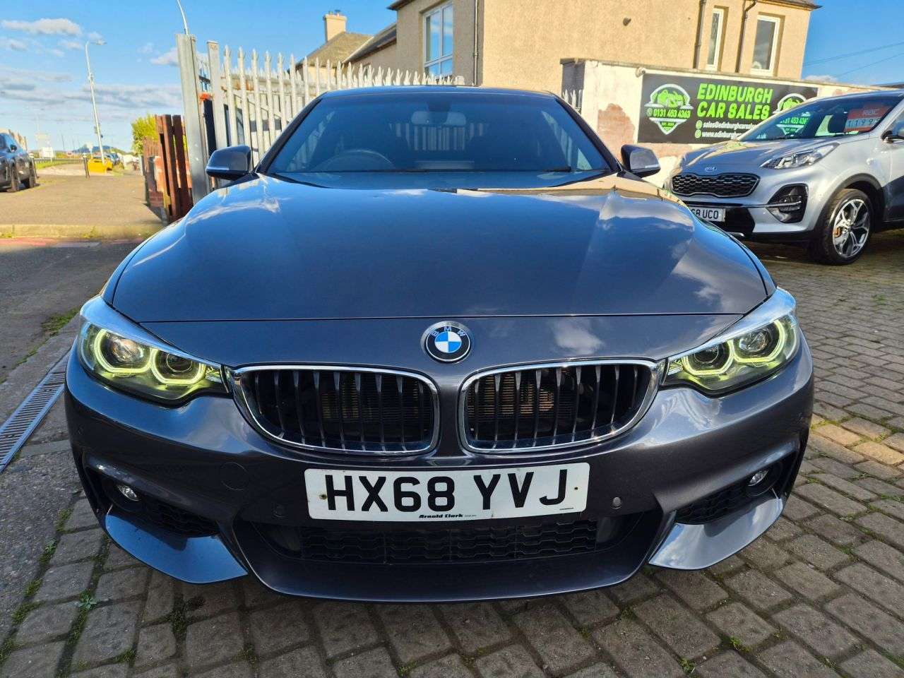 A 2018 BMW 4 SERIES 2.0 420i GPF M Sport Coupe 2dr Petrol Auto Euro 6 (s/s) (184 ps) A 2018 BMW 4 SERIES 2.0 420i GPF M Sport Coupe 2dr Petrol Auto Euro 6 (s/s) (184 ps)