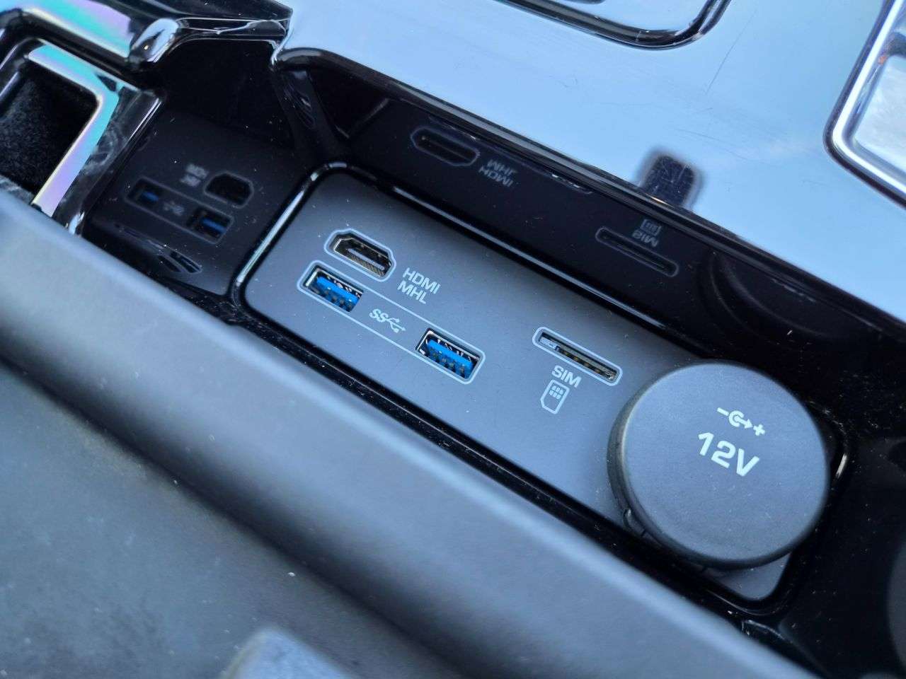 2017 LAND ROVER DISCOVERY 5 2017 LAND ROVER DISCOVERY 5