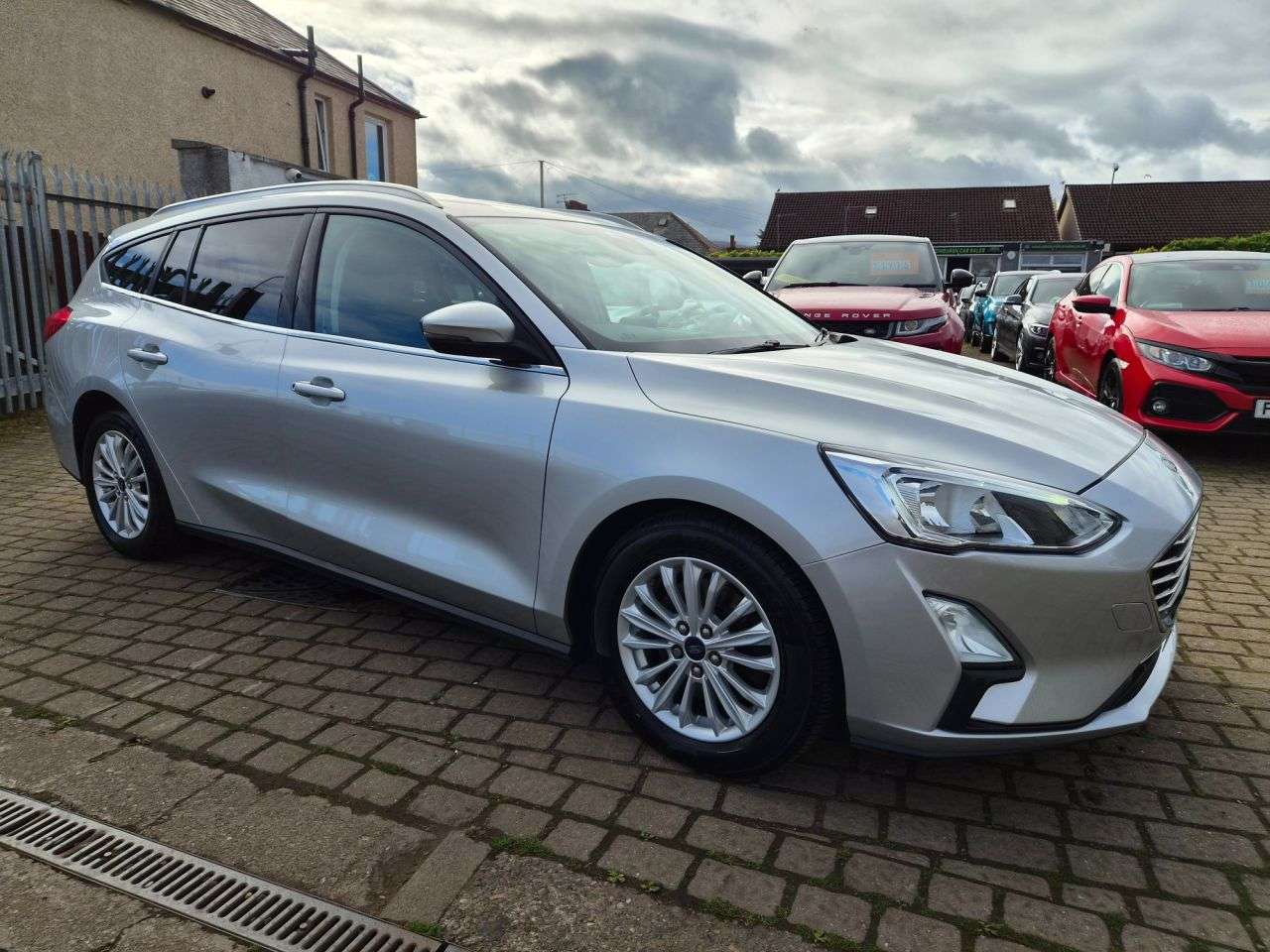 A 2018 FORD FOCUS 1.5 EcoBlue Titanium Estate 5dr Diesel Manual Euro 6 (s/s) (120 ps) A 2018 FORD FOCUS 1.5 EcoBlue Titanium Estate 5dr Diesel Manual Euro 6 (s/s) (120 ps)