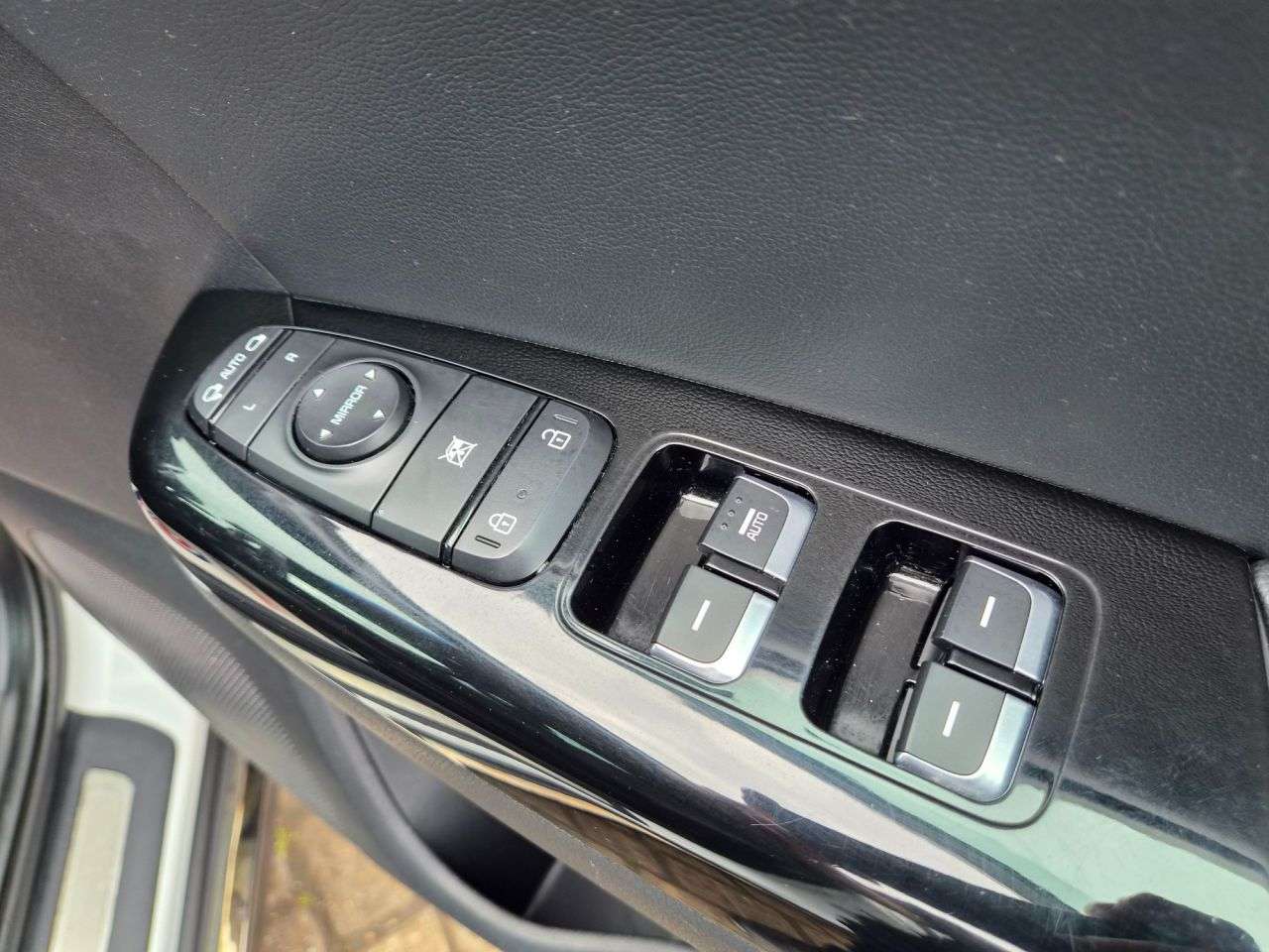 2019 KIA SPORTAGE 2019 KIA SPORTAGE