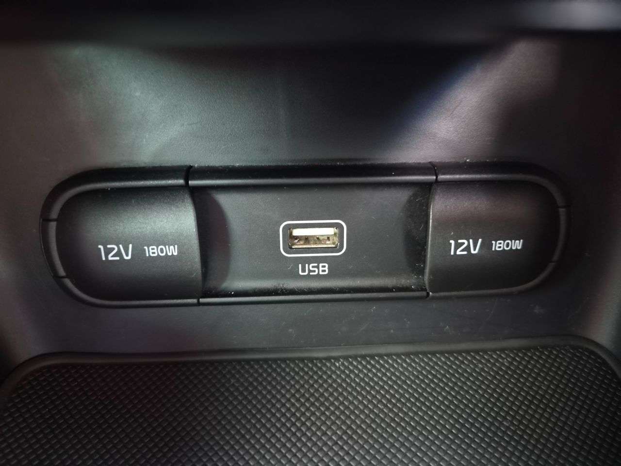 2019 KIA SPORTAGE 2019 KIA SPORTAGE