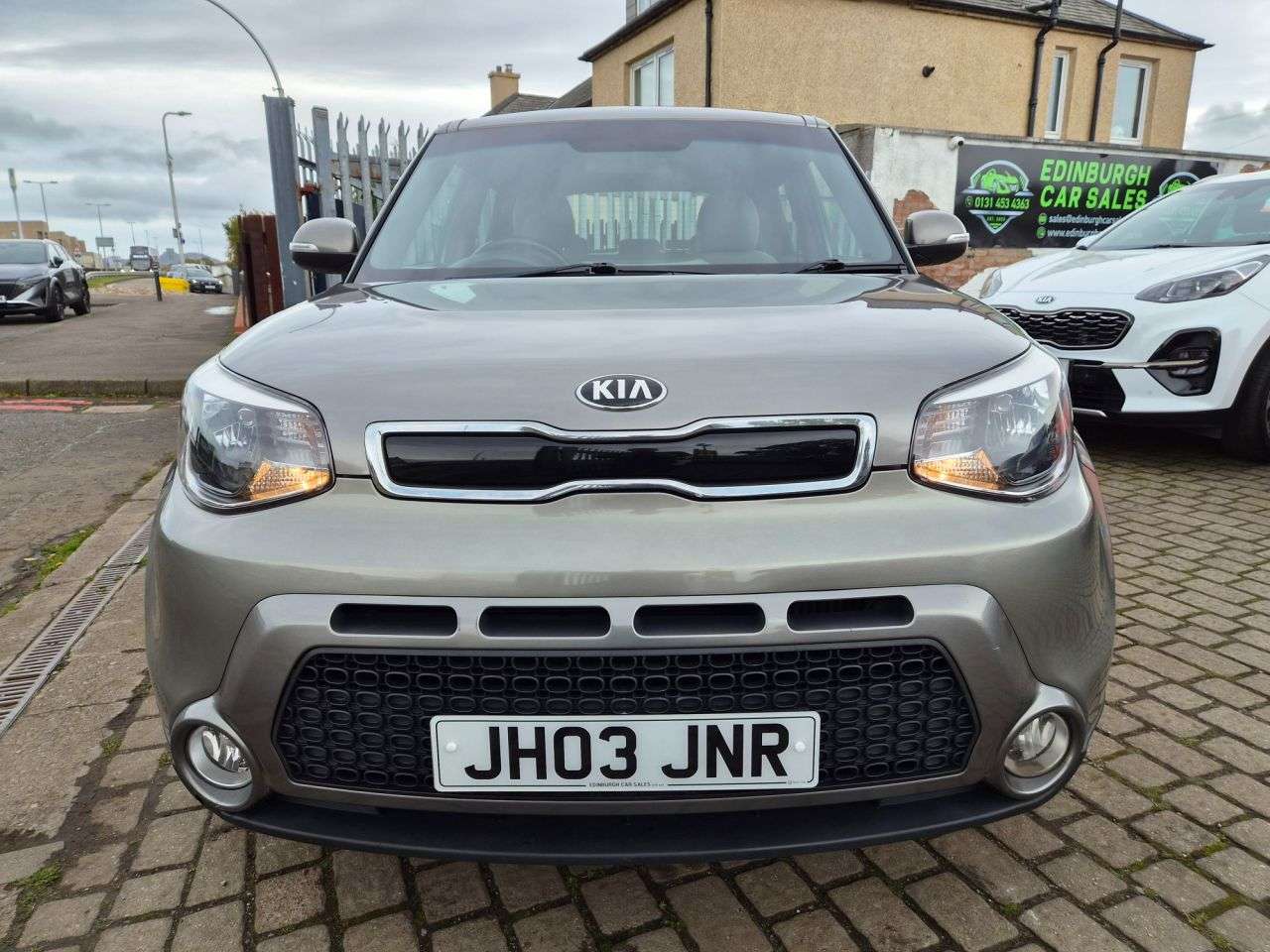 A 2017 KIA SOUL 1.6 CRDi Connect Plus SUV 5dr Diesel DCT Euro 6 (134 bhp) A 2017 KIA SOUL 1.6 CRDi Connect Plus SUV 5dr Diesel DCT Euro 6 (134 bhp)