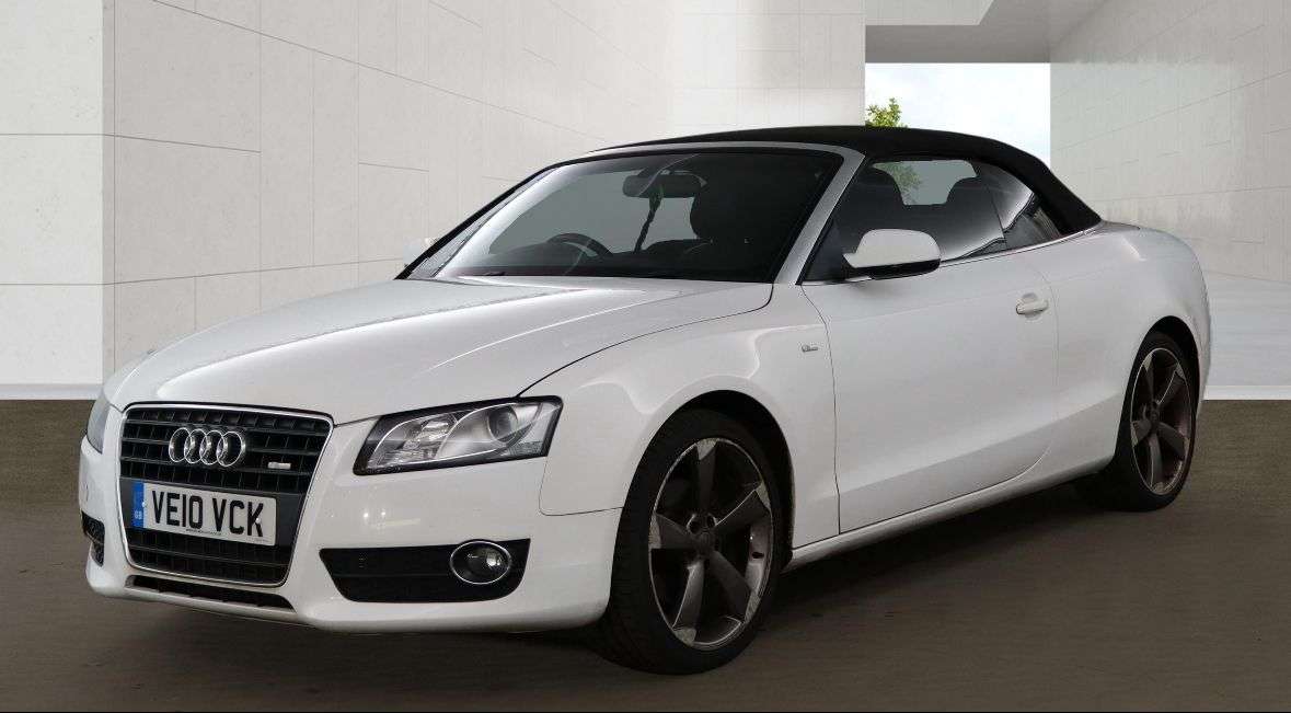 A 2010 AUDI A5 CABRIOLET 2.0 TDI Convertible 2dr Diesel Manual Euro 5 (s/s) (170 ps) A 2010 AUDI A5 CABRIOLET 2.0 TDI Convertible 2dr Diesel Manual Euro 5 (s/s) (170 ps)