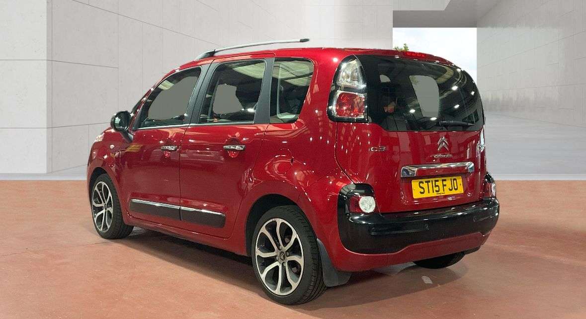 A 2015 CITROEN C3 PICASSO 1.6 HDi Selection MPV 5dr Diesel Manual Euro 5 (90 ps) A 2015 CITROEN C3 PICASSO 1.6 HDi Selection MPV 5dr Diesel Manual Euro 5 (90 ps)