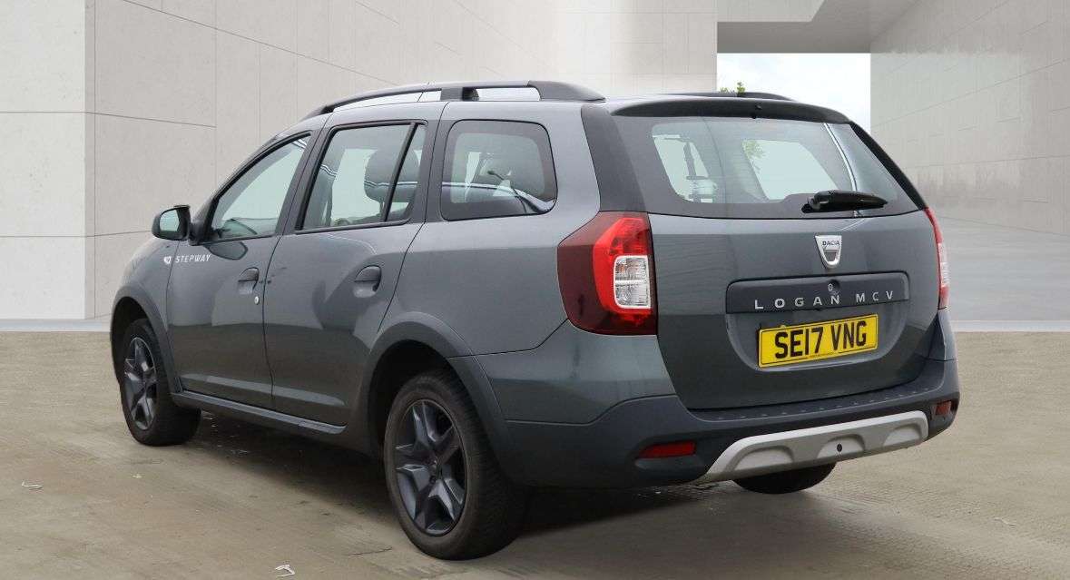 A 2017 DACIA LOGAN MCV STEPWAY 1.5 dCi SE Summit Estate 5dr Diesel Manual Euro 6 (s/s) (90 ps) A 2017 DACIA LOGAN MCV STEPWAY 1.5 dCi SE Summit Estate 5dr Diesel Manual Euro 6 (s/s) (90 ps)